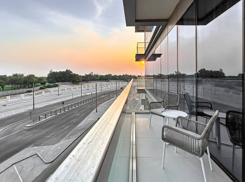 Brand New 2 BR + Maidsroom |Large Lay Out | Park View - Image 12