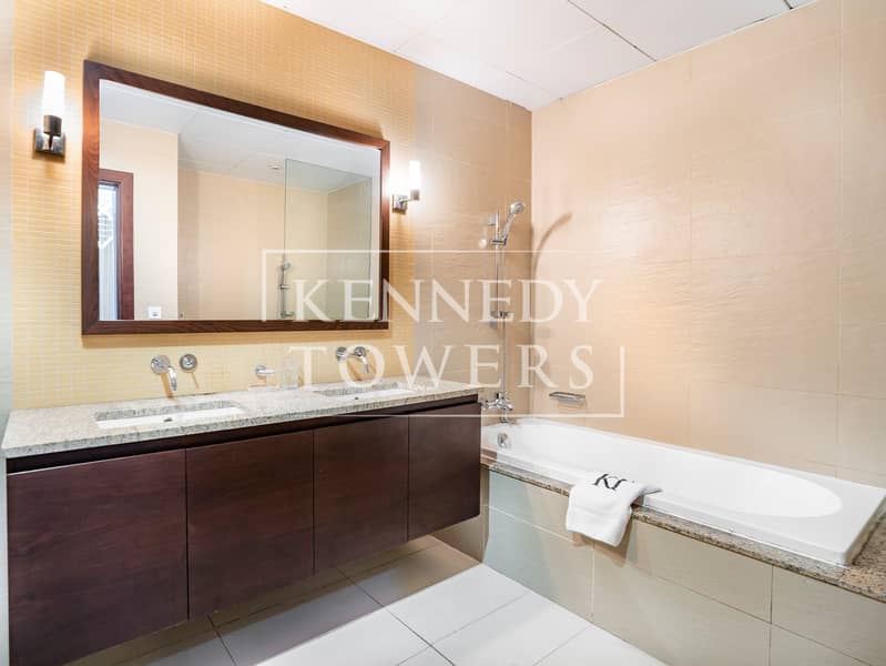 9 09. Kennedy Towers - Tiara Emerald. jpg