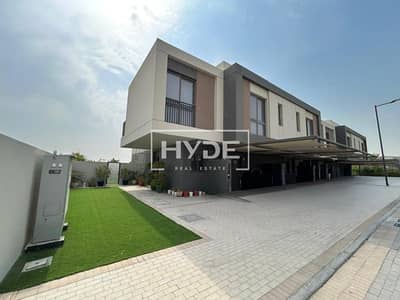 4 Bedroom Villa for Sale in Dubai South, Dubai - Single Row | 4 Ensuite Bed | Semi Detached