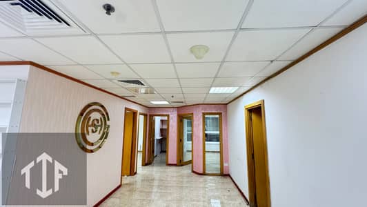 مکتب  للايجار في شارع الشيخ زايد، دبي - IMG_3626. jpeg