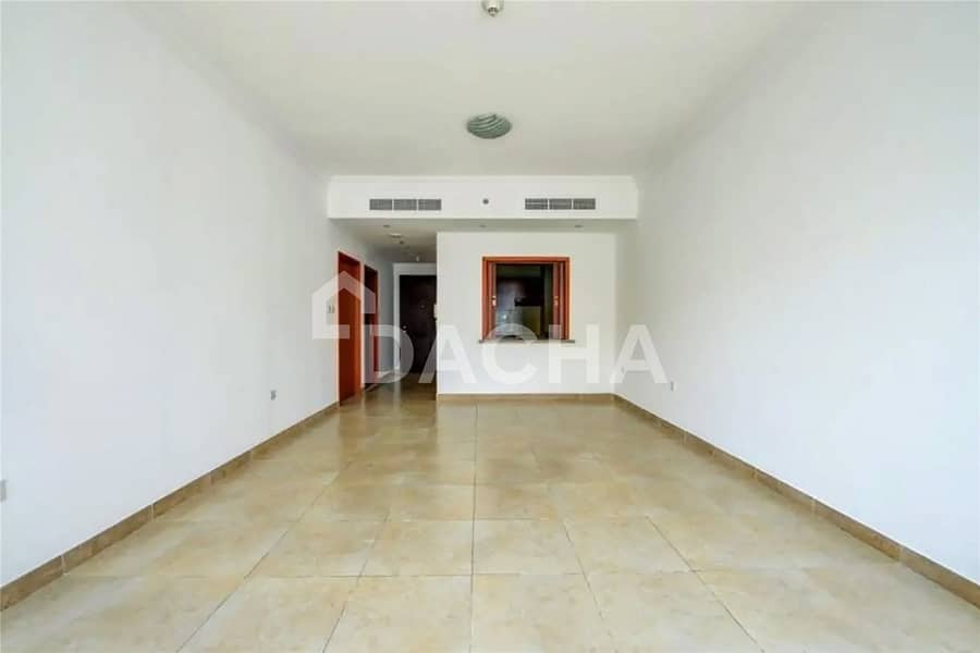 4 Cheques | Marina views | Vacant Soon 4 Cheques | Marina views | Vacant Soon