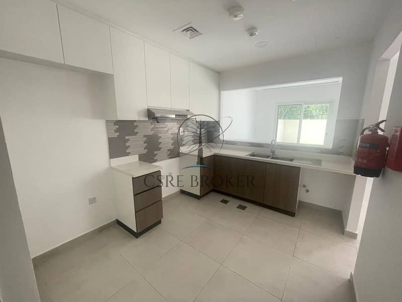 Close to Pool Amaranta B Ready to move - Image 7