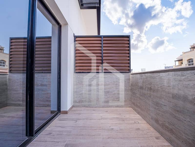 Exclusive | Large Layout | Investor's Deal Exclusive | Large Layout | Investor's Deal