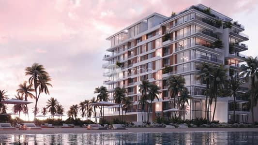 3 Bedroom Flat for Sale in Palm Jumeirah, Dubai - Luxury Waterfront 3BR | Beach Access | High ROI