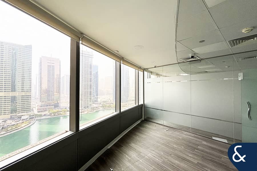 Corner Unit | Glass Partitions | Gold Tower