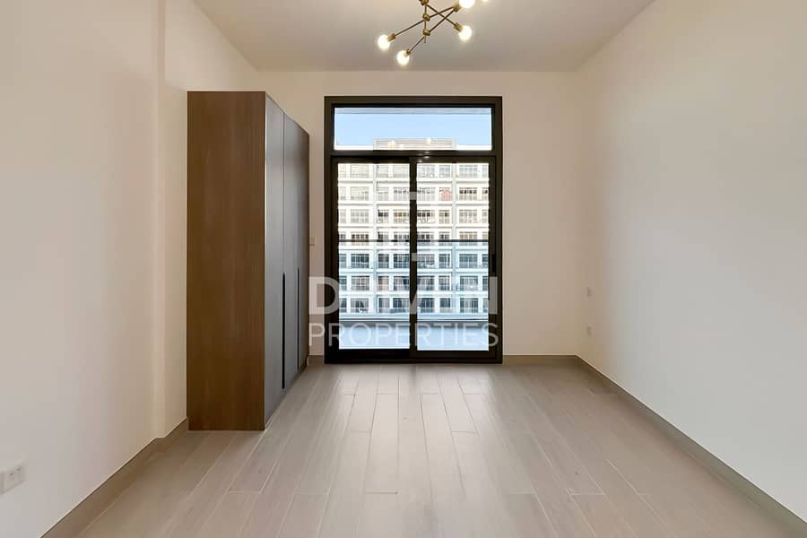 High ROI | Modern | Vacant soon | Community View High ROI | Modern | Vacant soon | Community View