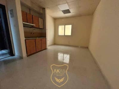 Studio for Rent in Al Nabba, Sharjah - 266be6b3-c2f3-49ac-9b63-f7a5b9f6d90f. jpg