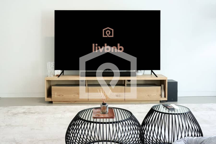 High-end Beachfront 4BR Duplex with Patio Sea and Burj View - Image 18