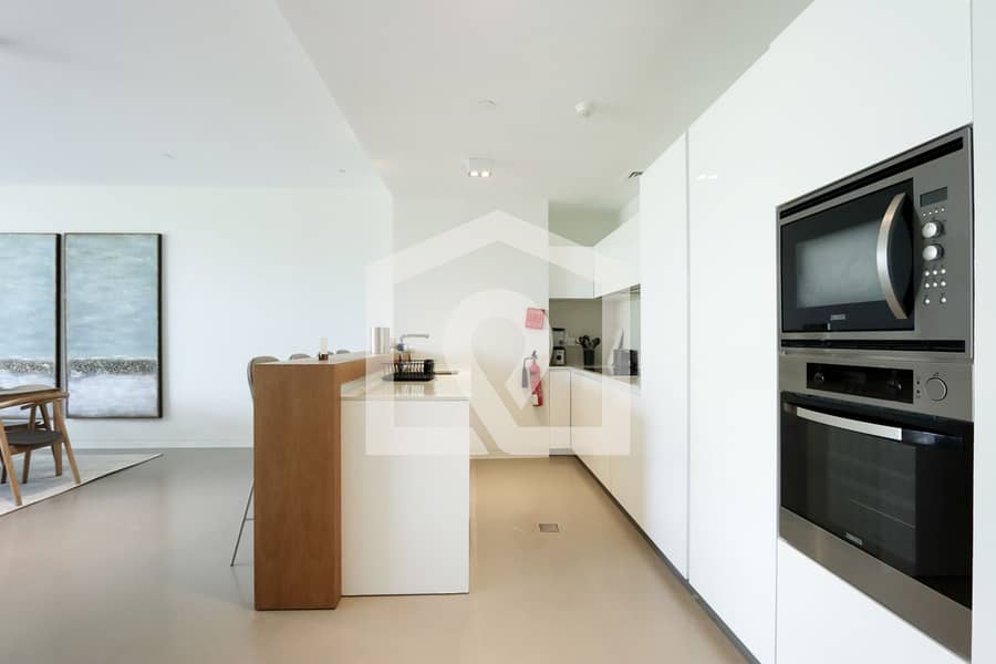 High-end Beachfront 4BR Duplex with Patio Sea and Burj View - Image 31