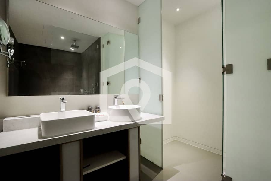 High-end Beachfront 4BR Duplex with Patio Sea and Burj View - Image 49