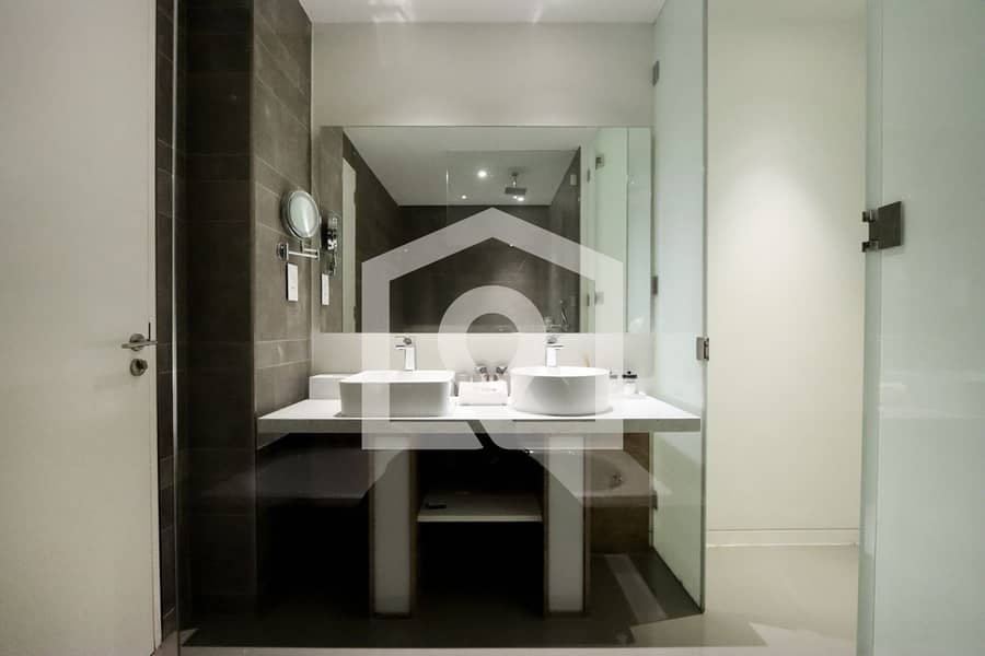 High-end Beachfront 4BR Duplex with Patio Sea and Burj View - Image 50