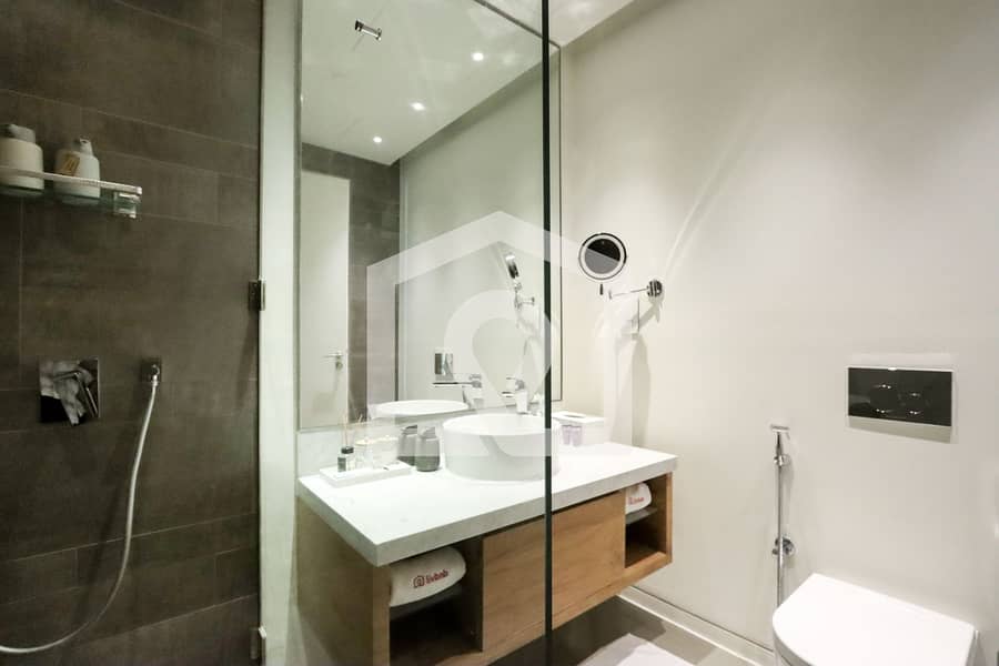 High-end Beachfront 4BR Duplex with Patio Sea and Burj View - Image 66