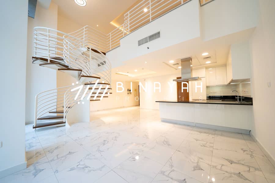 Elegant 1 BR Loft | Unfurnished | Vacant | Hotel View