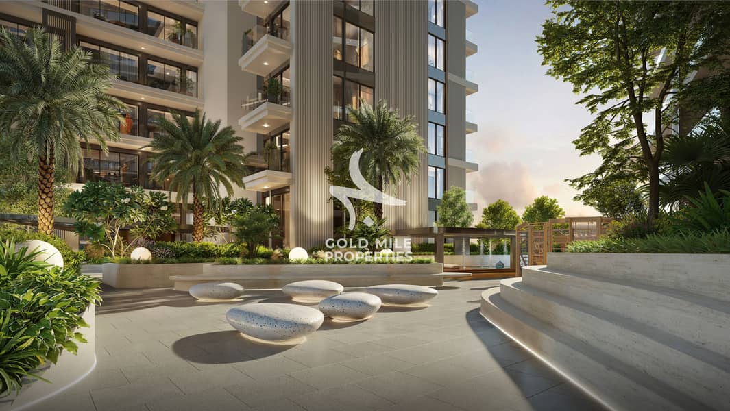 3 The Hillgate - garden. jpg