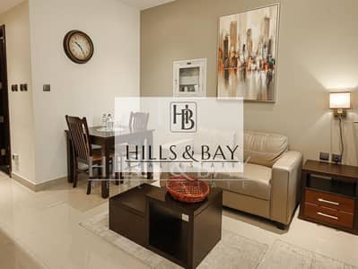 Studio for Sale in Downtown Dubai, Dubai - Vacant | Furnished | Pool and Canal View