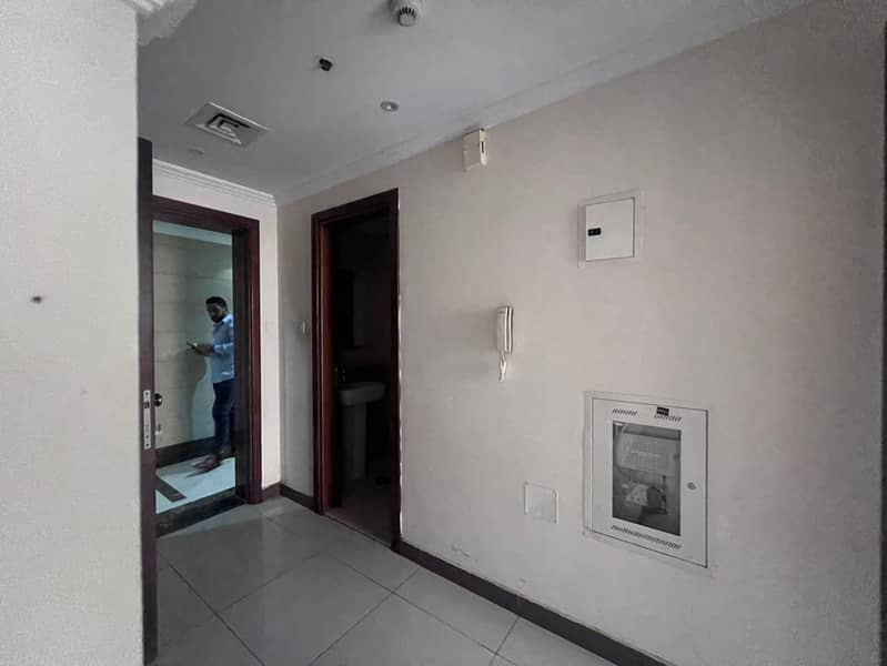 11 9eed5ca0-6b91-4e3d-b428-890906979adc. jpg