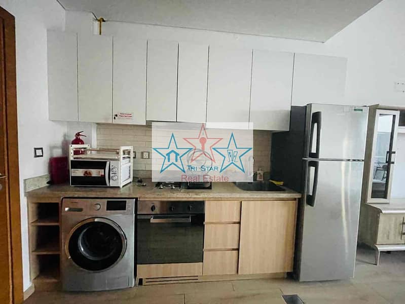 3 d5918a61-ee3d-4516-81e6-56d67cc09517. jpg