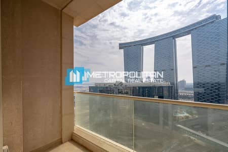 2 Bedroom Apartment for Sale in Al Reem Island, Abu Dhabi - 2BR w/ Balcony | Gate Tower View | Great Amenities