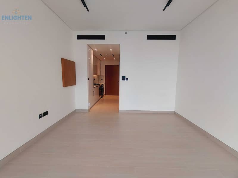 Mid Floor | Cozy Studio | Community View | Vacant