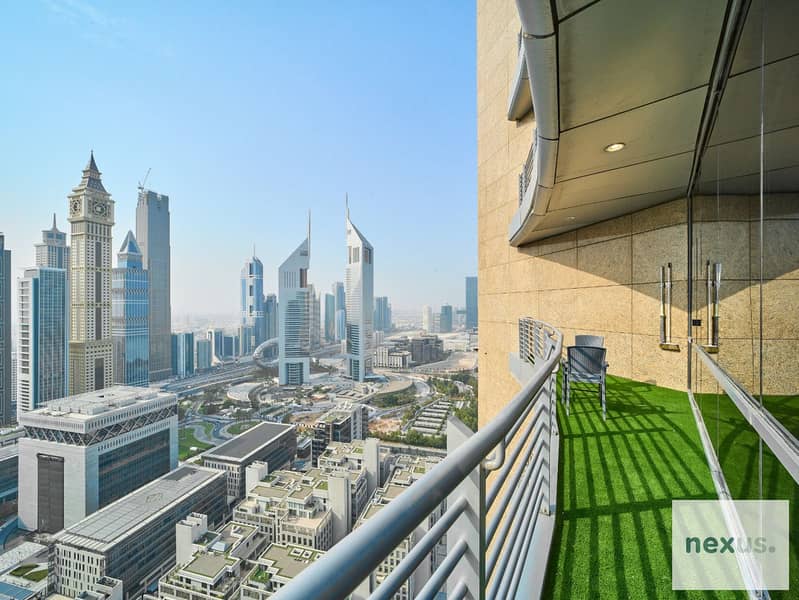 Sky Gardens Luxury Home | Stunning Views - Image 16