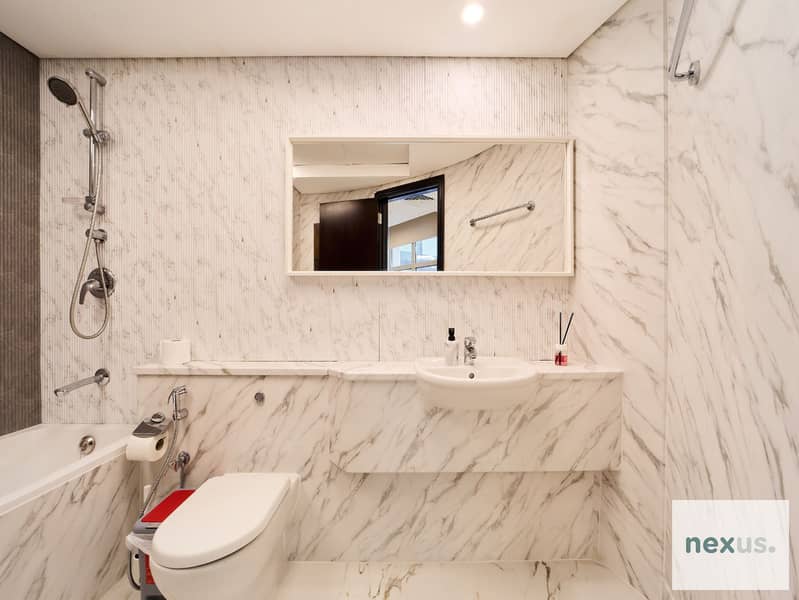 Sky Gardens Luxury Home | Stunning Views - Image 32