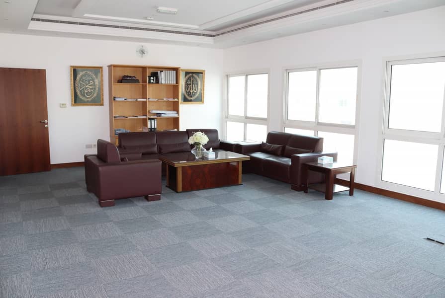 Commercial villa for rent - Jumeirah 1 Commercial villa for rent - Jumeirah 1