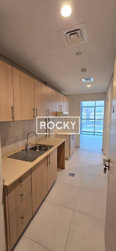 Studio for Rent in Bur Dubai, Dubai - WhatsApp Image 2025-07-31 at 11.13. 00 AM. jpeg