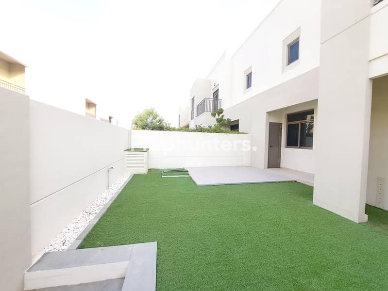 位于城市广场，纳西姆联排别墅 3 卧室的联排别墅 150000 AED - 12401658