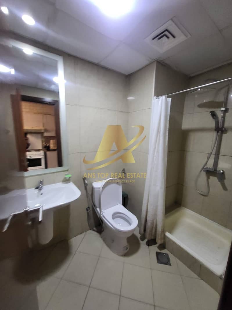 6 c728d507-5bef-42bc-93fc-40c198cfc759. jpg