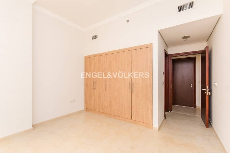 Spacious Layout | Canal View| Mid Floor