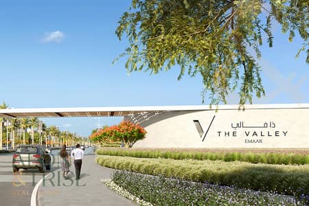 4 Bedroom Villa for Sale in The Valley by Emaar, Dubai - Resale | End unit | Park and Lagoon Facing