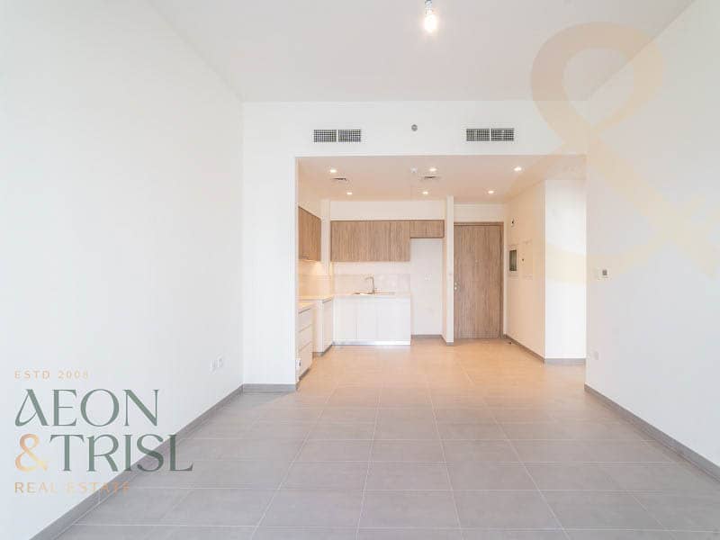 Vacant Unit | Ready to Move-in | Mid Floor
