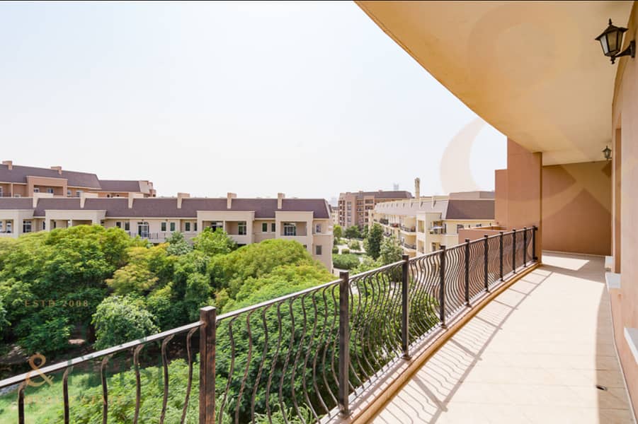 Elegant 2BR | Garden View | 2 Parking and Storage