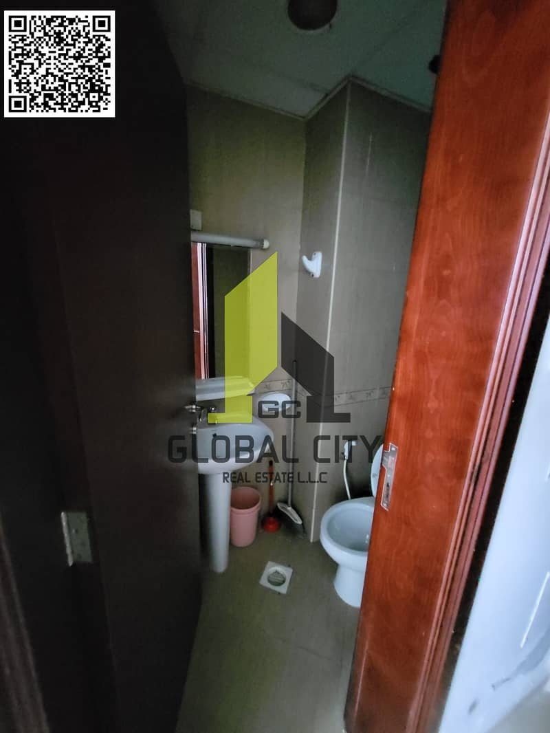 9 fd79e478-8a9a-482d-91cb-4d7e5a333813. jpg