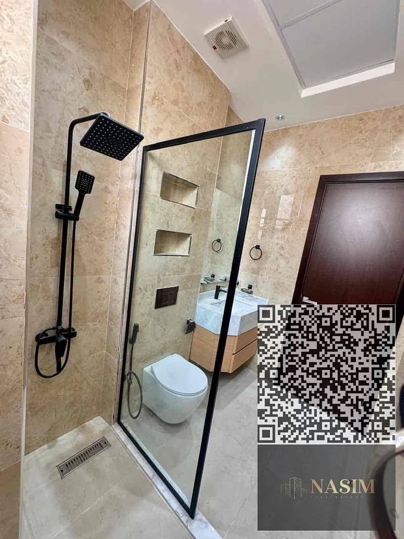 40 dba54f6c-222d-4bb4-a188-e74f6bb85e71. jpg