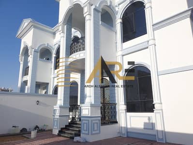5 Cпальни Вилла в аренду в Хоши, Шарджа - 20230607_174645 12.14. 24 AM. jpg