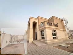فیلا في الرفاع 5 غرف 95000 درهم - 12294168