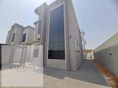 Elegant Villa | Compound, Laundry, Majlis & Maid’s Room | Minutes from AURAK