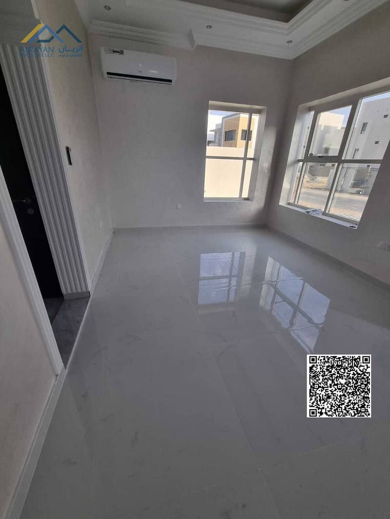 6 d048e1bb-e030-4fda-aa1f-ad86b4d1d2f5. jpg