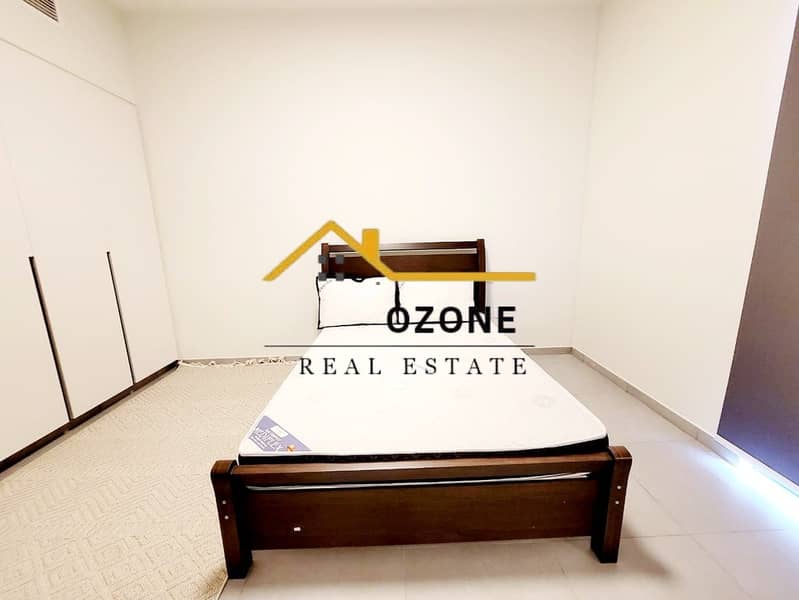 17 4847f289-03ee-44f0-9a3e-32aa62ea7c6a. jpeg