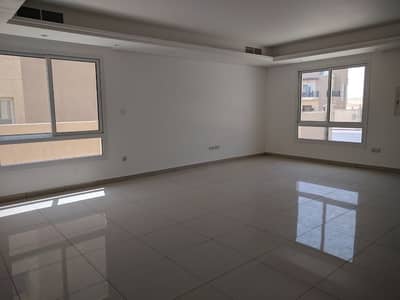 amazing 4 bed villa with large garden amazing 4 bed villa with large garden