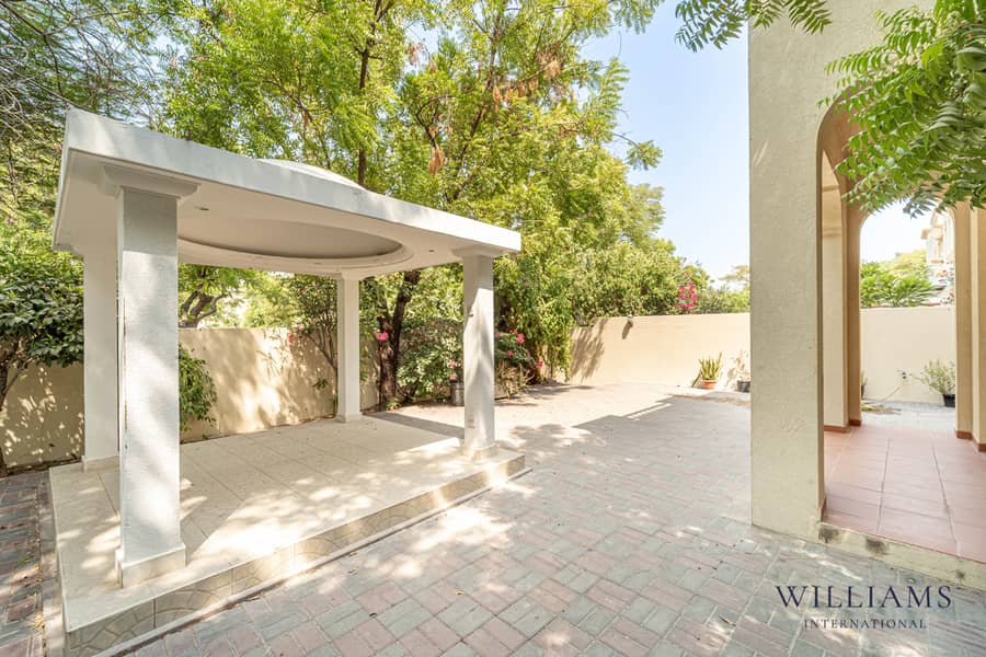位于清泉社区，清泉别墅12区 2 卧室的别墅 190000 AED - 12407044