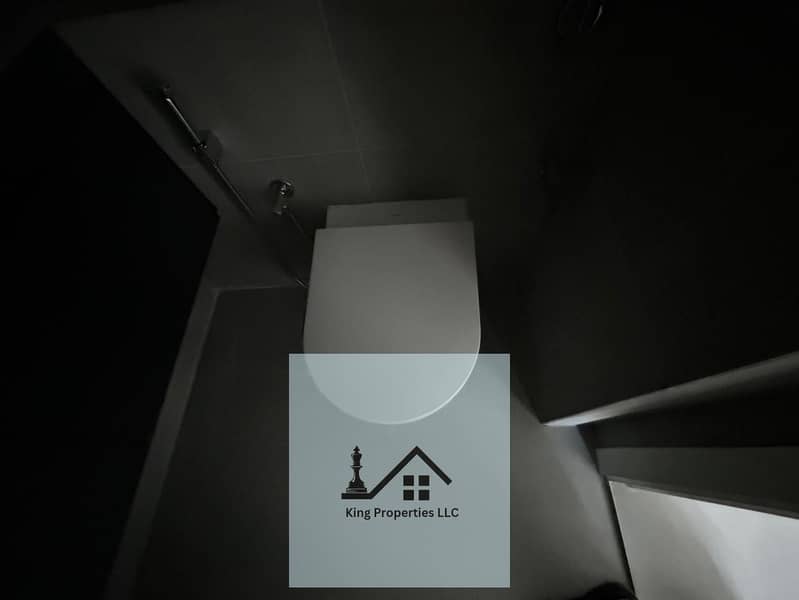 12 0774de91-2d57-4d71-bd31-f3bd5be5a7ad. jpeg