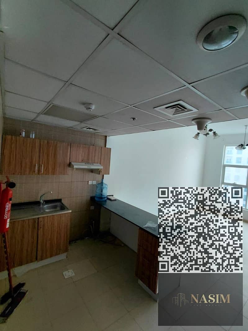 3 c65280c6-ce26-4cf1-a5b6-5f6d31912268. jpeg