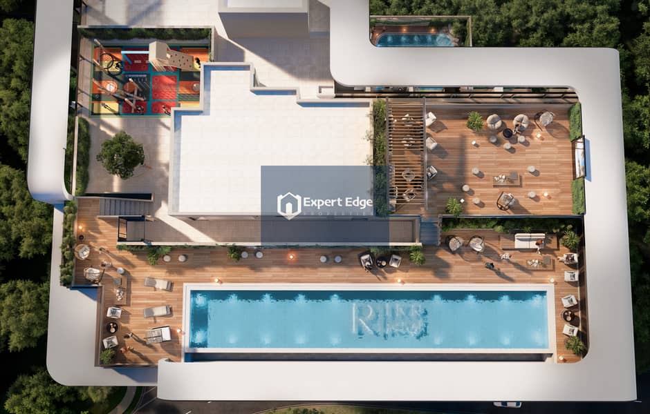 22 Rooftop Level Amenities. jpg