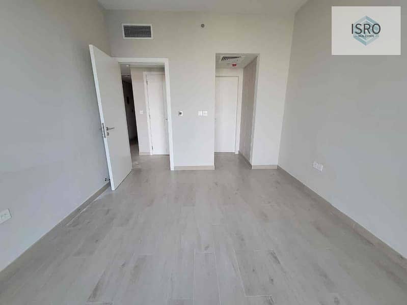 8 6ec7908c-f443-4745-bd72-80a1fbf49af6. jpg