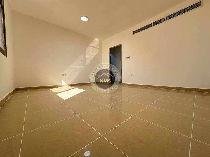 3 205cd082-83a4-44ba-9ee4-ef54530bd384. jpg