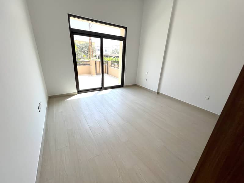 14 15- Master Bedroom 2. jpg