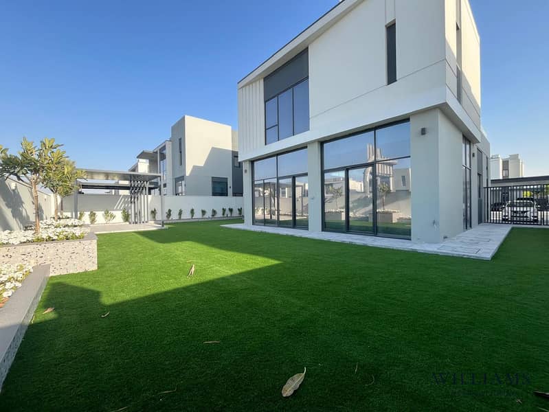 SINGLE ROW | LANDSCAPED | LARGE TYPE A