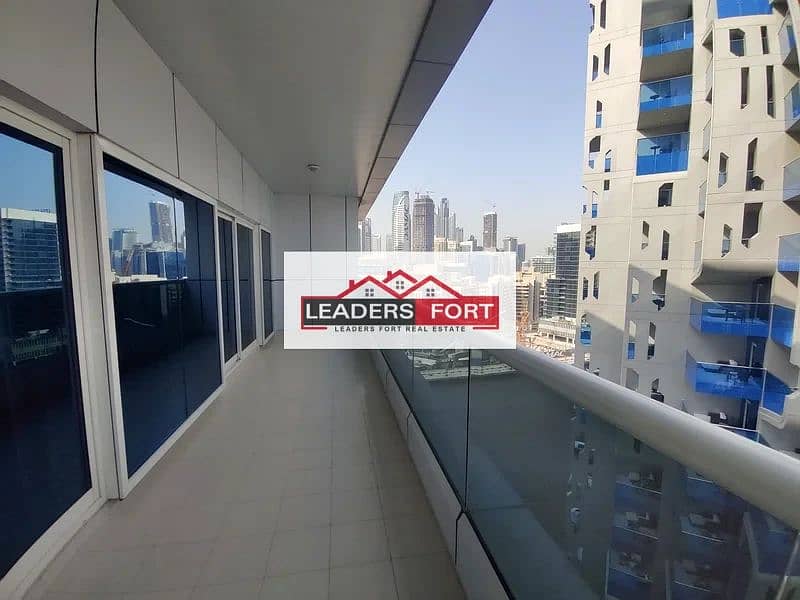 UNFURNISHED 1 BHK | HUGE BALCONY | HIGH FLOOR